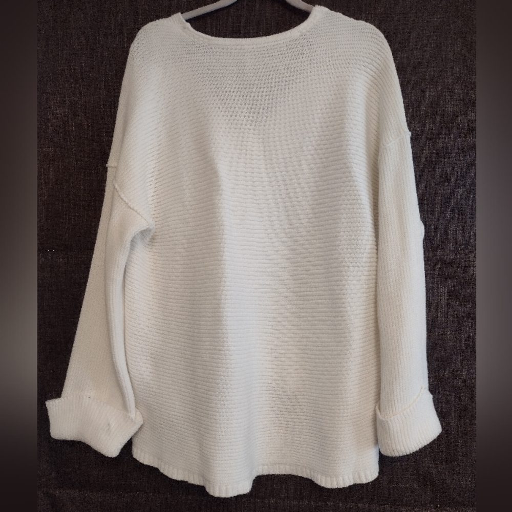 Free People La Brea Oversized V neck, chunky  knit, white cotton sweater, size S - Picture 6 of 9